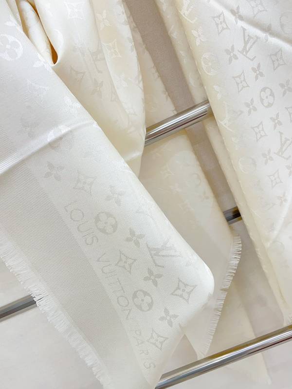 Louis Vuitton Scarf LVC00553 Louis Vuitton Scarf LVC00553